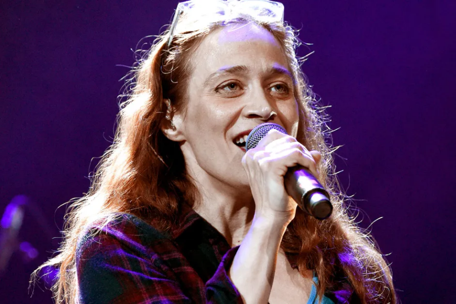 Fiona Apple Net Worth