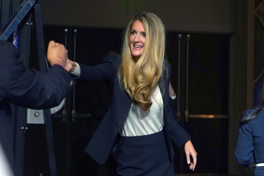 Kelly Loeffler Net Worth